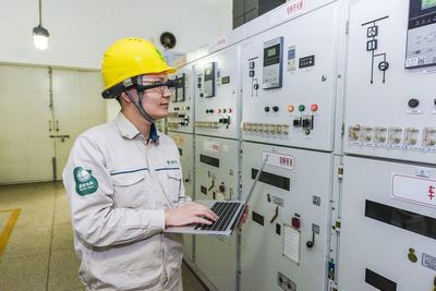 5G+北斗賦能，智能穿戴與AR眼鏡引領(lǐng)云端保電新紀(jì)元